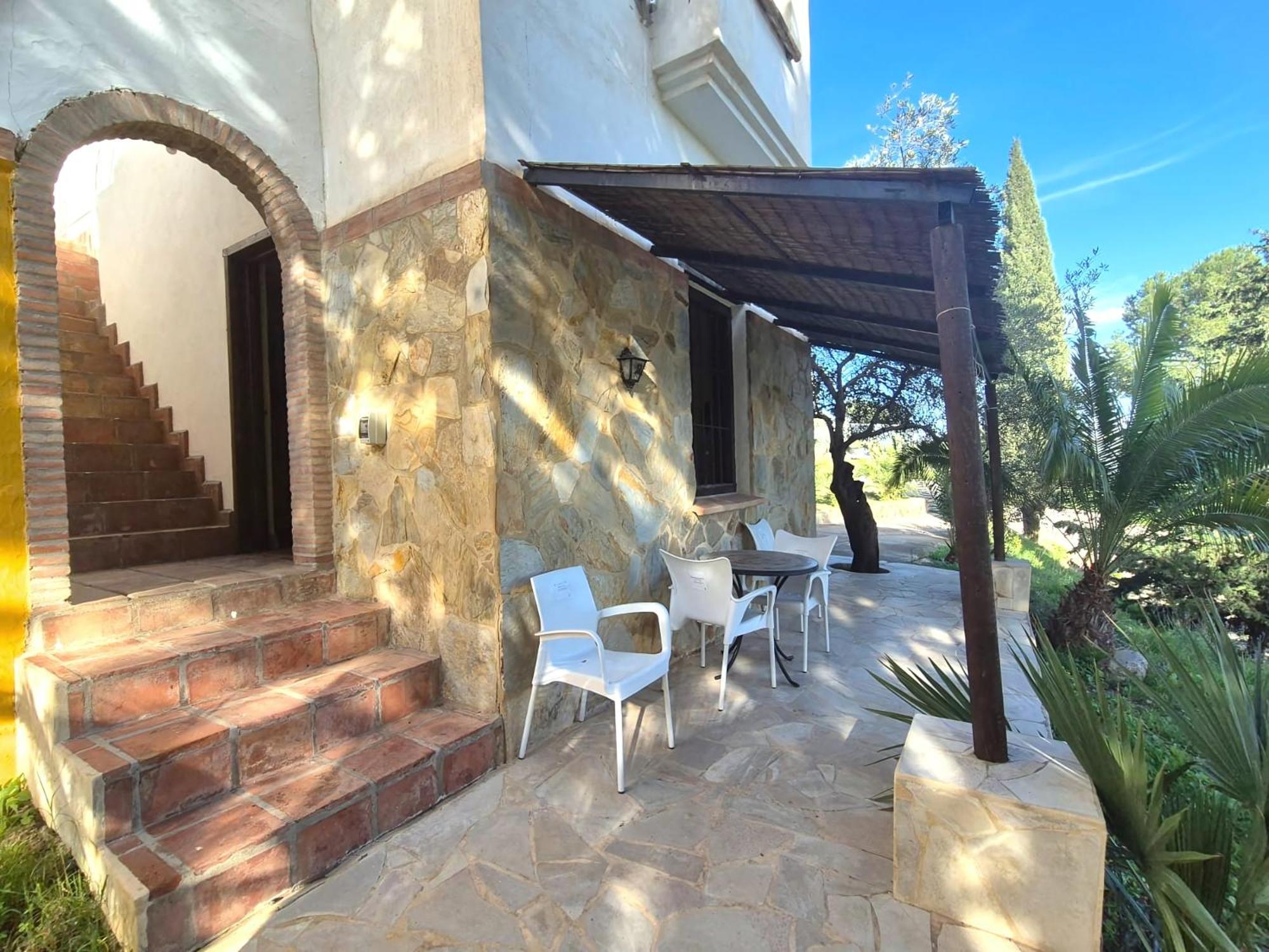 Castle Tower Apartment In Rural Holiday Park 'Bernard' Tolox Bagian luar foto
